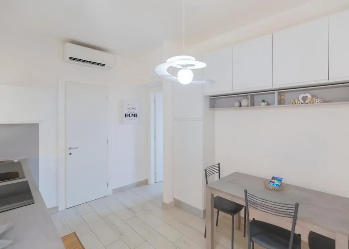 Casa Linda, Il Tuo Rifugio Nel Cuore Della Citta Lägenhet *