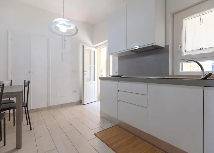 Casa Linda, Il Tuo Rifugio Nel Cuore Della Citta Lägenhet